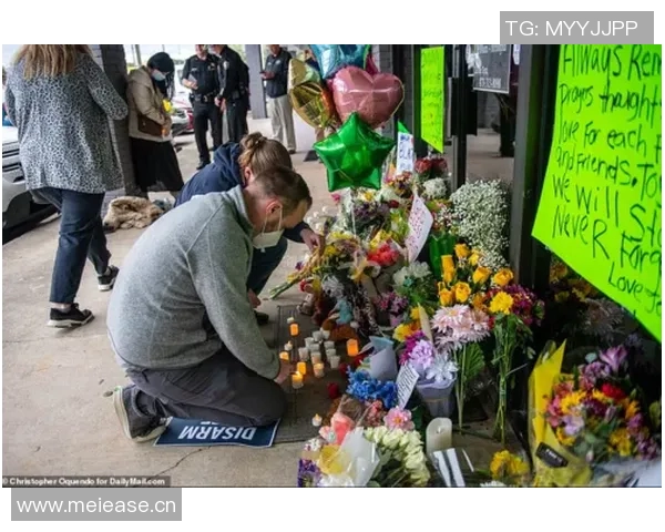 106岁洛约拉校队官方牧师去世引发全美球迷悼念与怀念