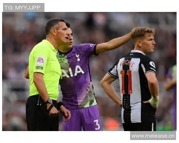 阿斯报消息雷吉隆自由身加盟迈阿密国际在即28岁后卫新征程开启 阿斯报消息雷吉隆自由身加盟迈阿密国际在即28岁后卫新征程开启