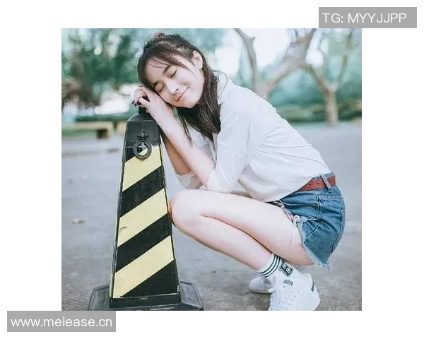 外貌与内涵的抉择：选择平庸美还是才华横溢的女性