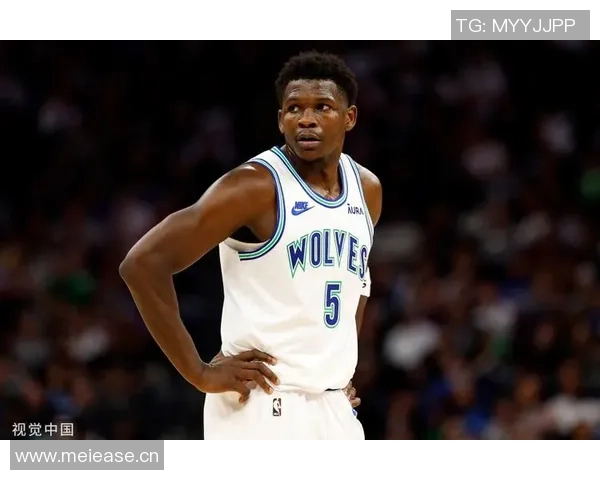 爱德华兹虽砍下30分5板却难救球队无力回天罚球表现出色8中7