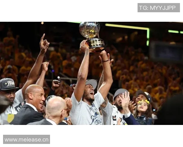 东部冠军争夺战骑士领跑27尼克斯紧随其后活塞仅13落后 东部冠军争夺战骑士领跑27尼克斯紧随其后活塞仅13落后