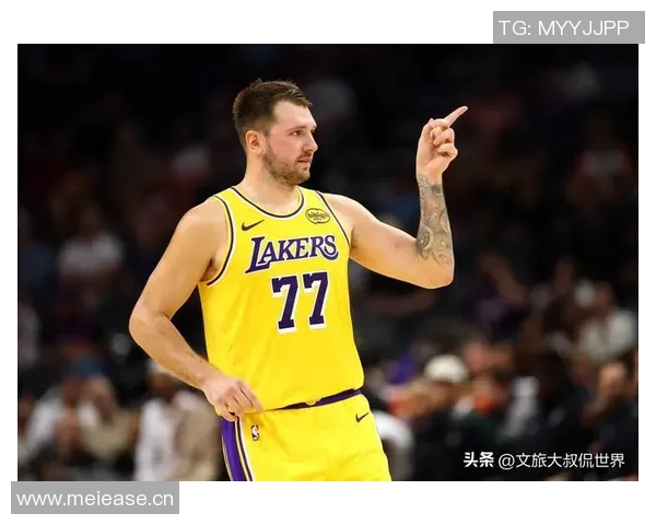 司机希望施罗德与东契奇的纠葛不再重演保持良好竞技状态 司机希望施罗德与东契奇的纠葛不再重演保持良好竞技状态